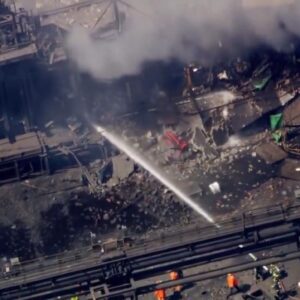 kuzey amerikanin en buyuk komur fabrikasinda patlama birisci oldu 10 isci yaralandi duqFqFkO