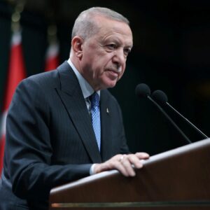 usulsuz diploma sorusturmasi cumhurbaskani erdogankim milletin hakkina giriyorsa yakasina yapisacagiz HpsWSWVa