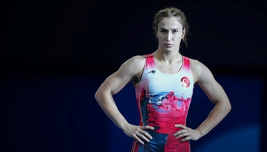 buse tosun cavusoglu dunya gures sampiyonasinda 5 oldu DyXDNfGM