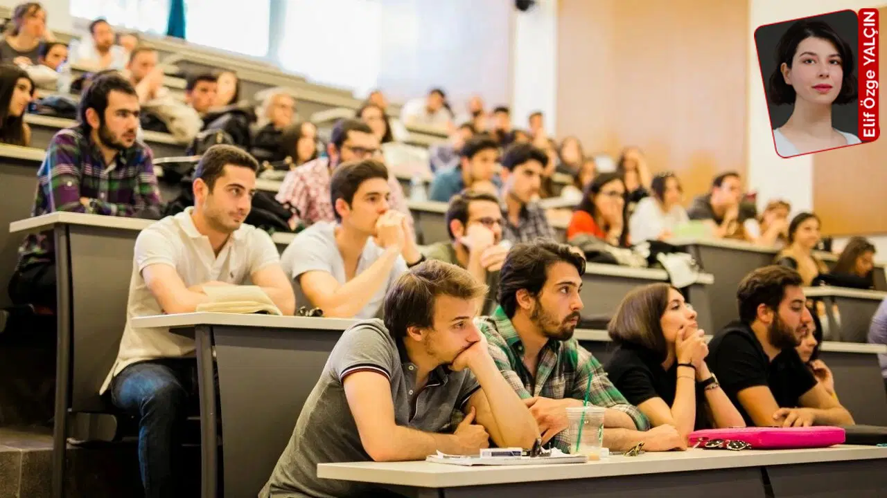 ekonomik kriz universite yillarini da karartti universiteli artik tam zamanli isci yari zamanli ogrenci kampuste kriz var SgIkR29x