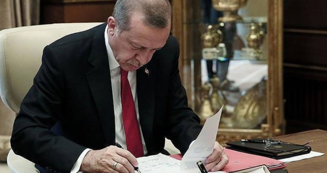 erdogan imzaladi bu fakulte ve yuksek okullar kapatildi aU6exF1p