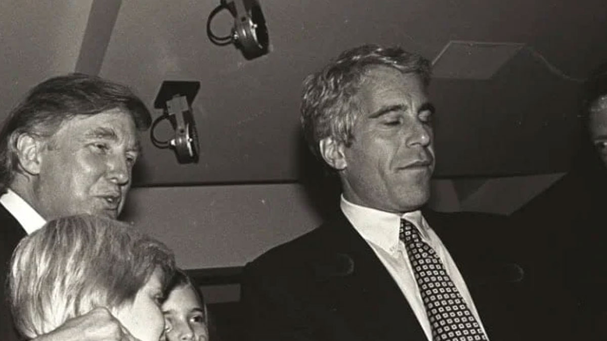 trumpa epstein soku goruntuler kaleye yansitildi XaTu8xWM