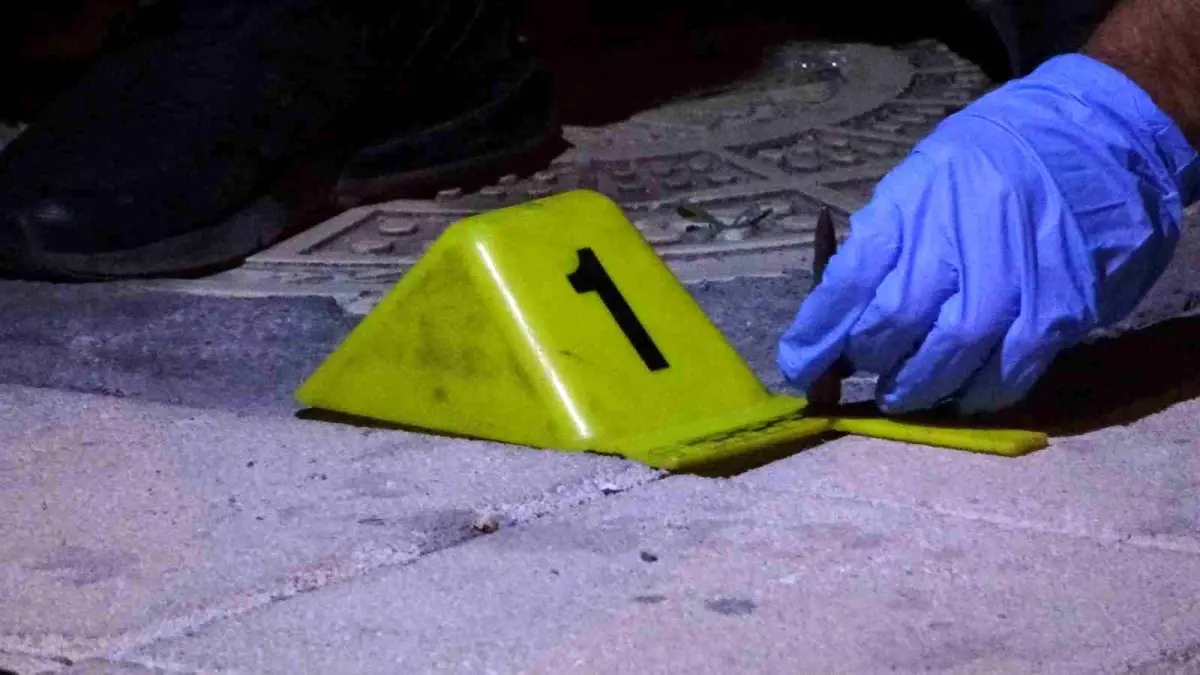 malatyada kaldirimda kalasnikof mermisi bulundu 27Q4lpjP.jpg