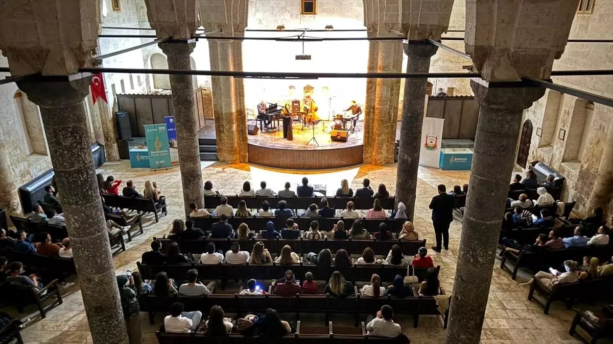 sanliurfada caz ve anadolu ezgileri bulustu X1Jjhyrc.jpg