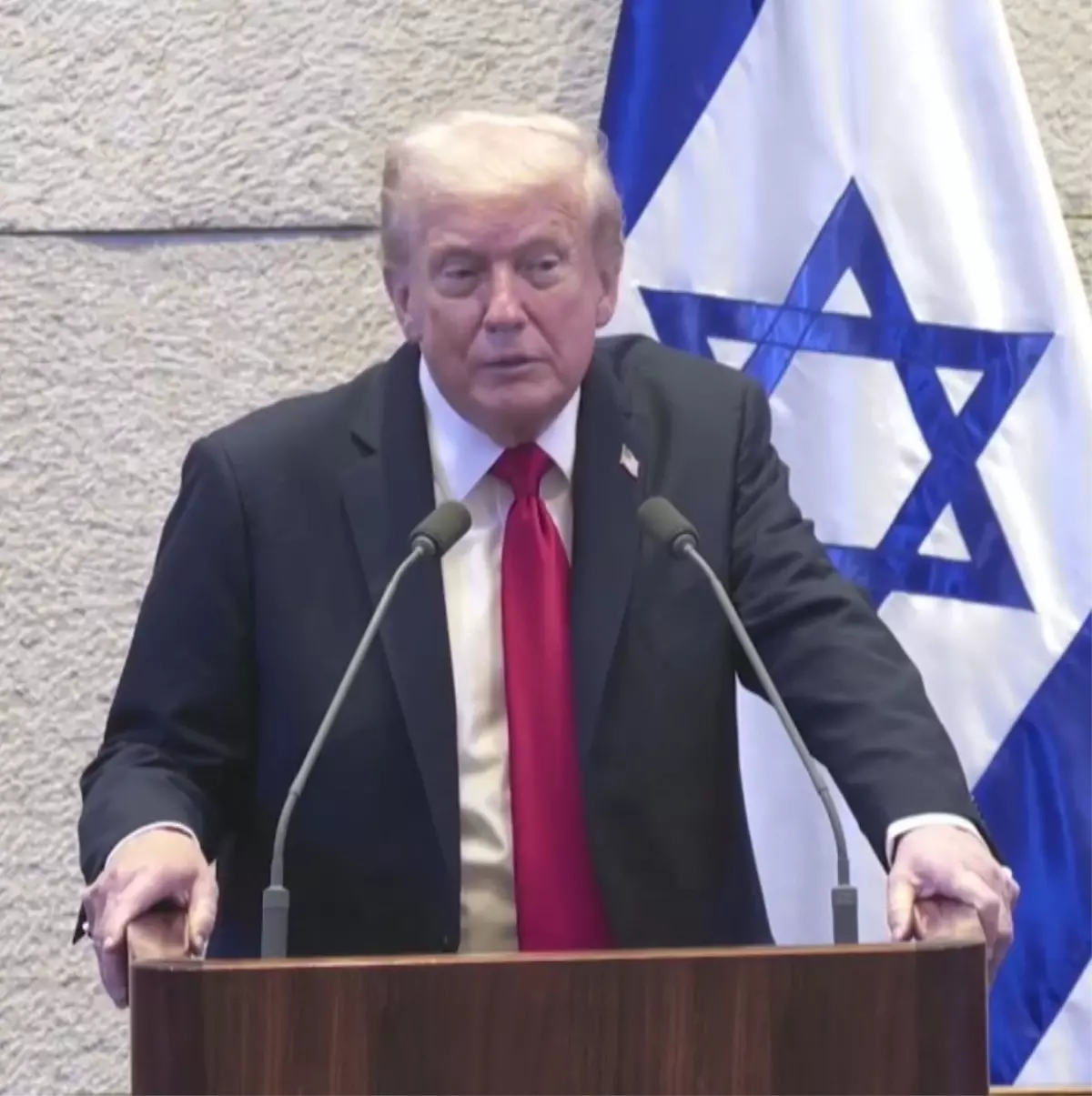 trump israil meclisinde protesto edildi 3iiAAhpQ.jpg