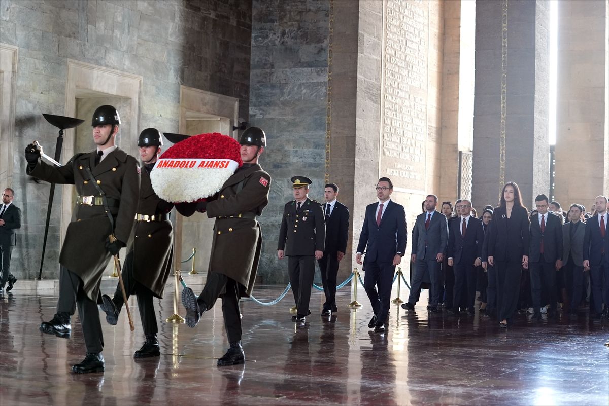 Anadolu Ajansı 106’ncı yaşında Anıtkabir’de