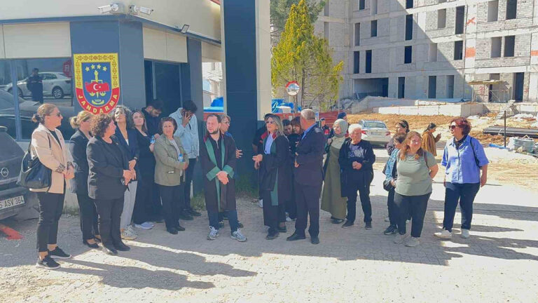 hamile-esini-olduren-sanigin-cezasi-belli-oldu-OQcW2Ass