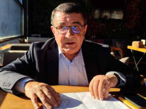 Huseyin ozkahraman yazdi yeni eskinin icinden dogar eski reflekslerle yasayamaz JVcjW3Pm