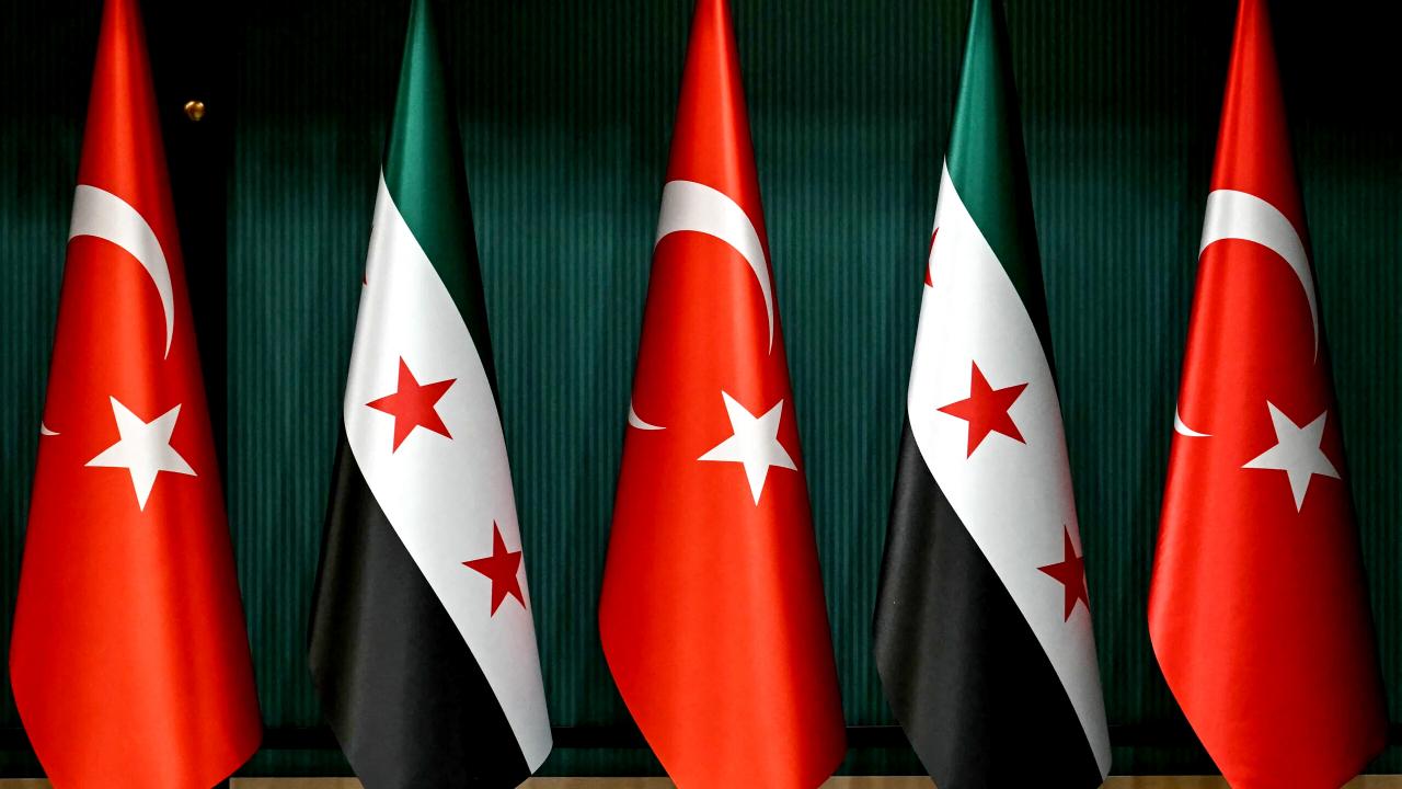 Turkiyeden faciayla sarsilan suriyeye taziye mesaji cok sayida kisi oldu l2GqeSw9